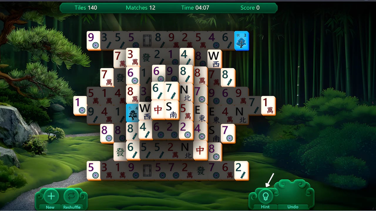 Solitaire Mahjong gameplay screenshot showing tile matching mechanics, UI hint feature, and score tracking.